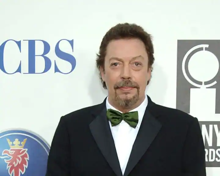 Is Tim Curry Gay?